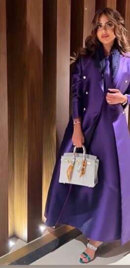 photo-output_5 2 Medium